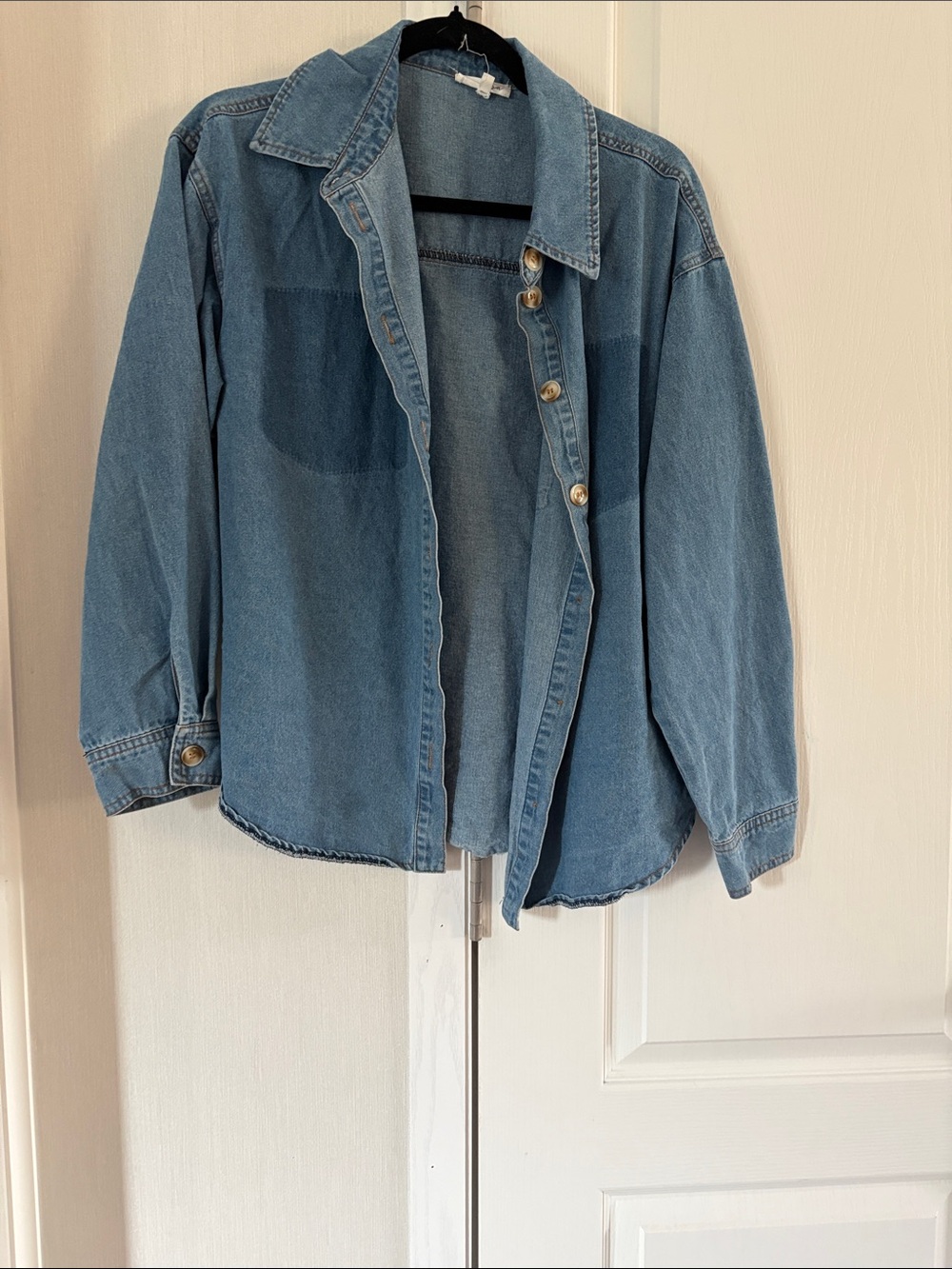 Ladies Light Blue Denim Jean Jacket - Classic Button-Up